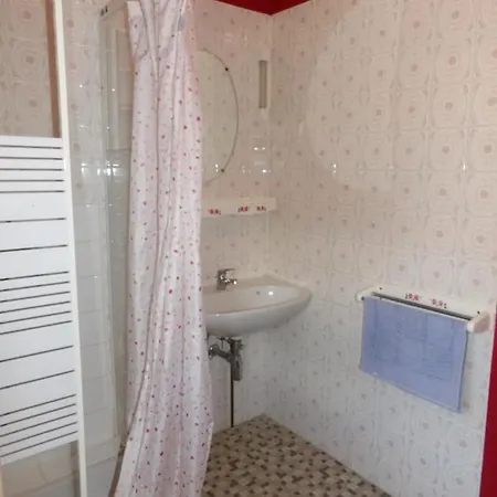 Au Coeur D'un Ancien Corps De Ferme Apartamento *